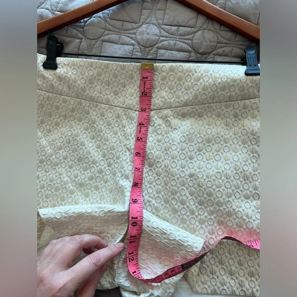 Lilly Pulitzer MAKENNA COCKTAIL SHORT GOLD METALLIC DOTTED JACQUARD